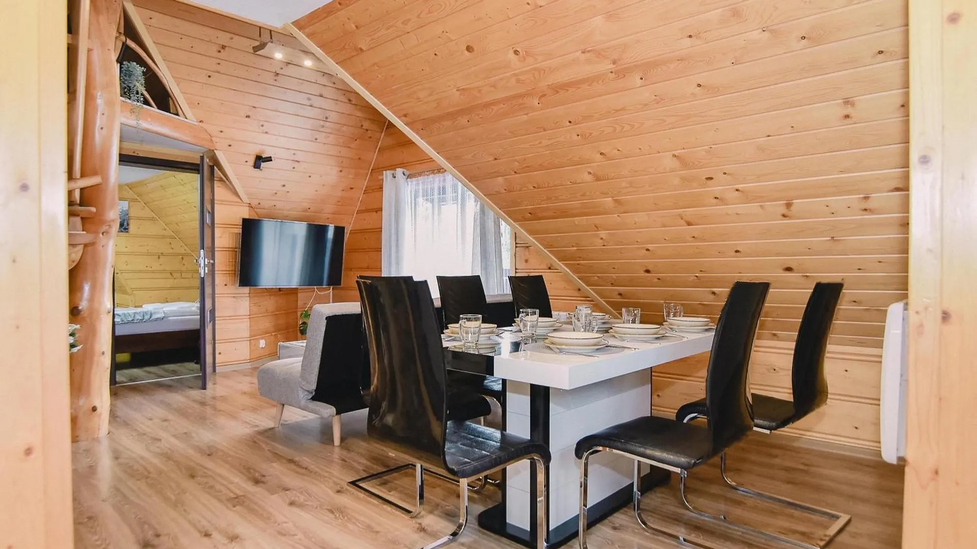 Apart4Sleepers Dwupoziomowy Apartament Wichrowe Wzgorze ザコパネ